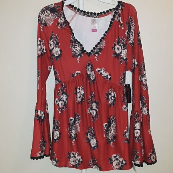 NO BOUNDARIES RED FLORAL  BOHO BELL SLEEVE VNECK BLOUSE JR L - Picture 1 of 5